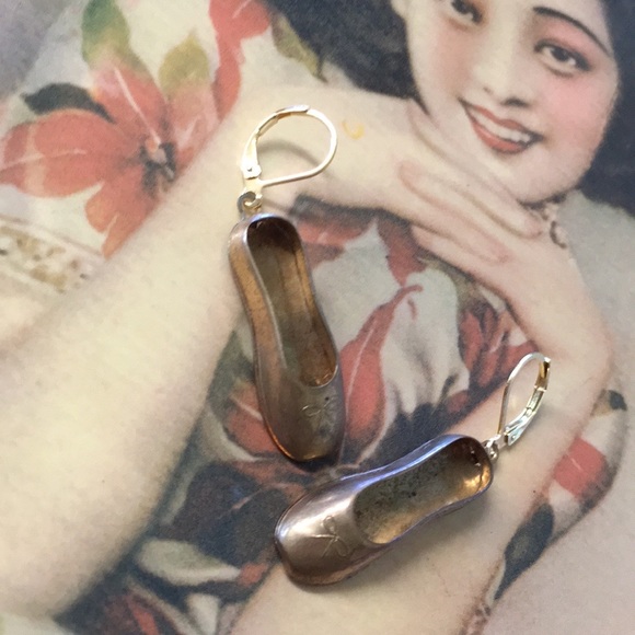 Vintage Brass Tiny Ballerina Slipper Earrings - Picture 6 of 6